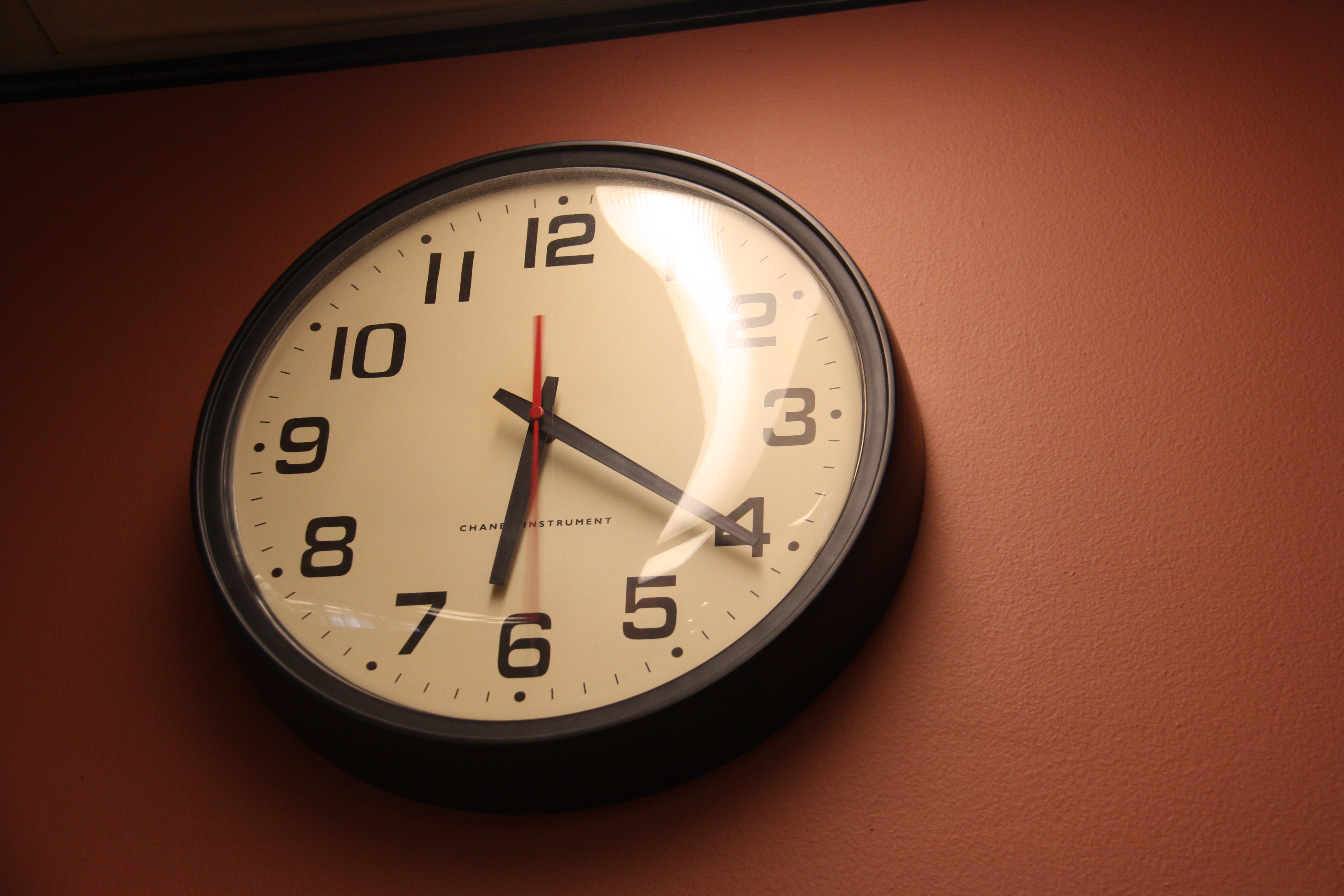 wall clock by abstractduck on flickr